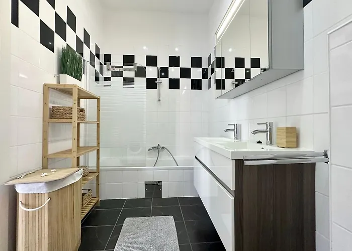 Stylish I 5 Minutes To U1 Reumannplatz I 15 Min To Center Διαμέρισμα *