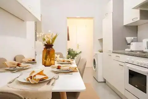 Stylish I 5 Minutes To U1 Reumannplatz I 15 Min To Center Διαμέρισμα Βιέννη