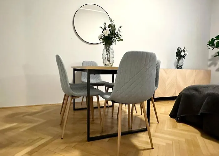 Stylish I 5 Minutes To U1 Reumannplatz I 15 Min To Center *