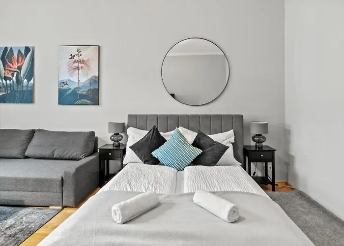 Stylish I 5 Minutes To U1 Reumannplatz I 15 Min To Center