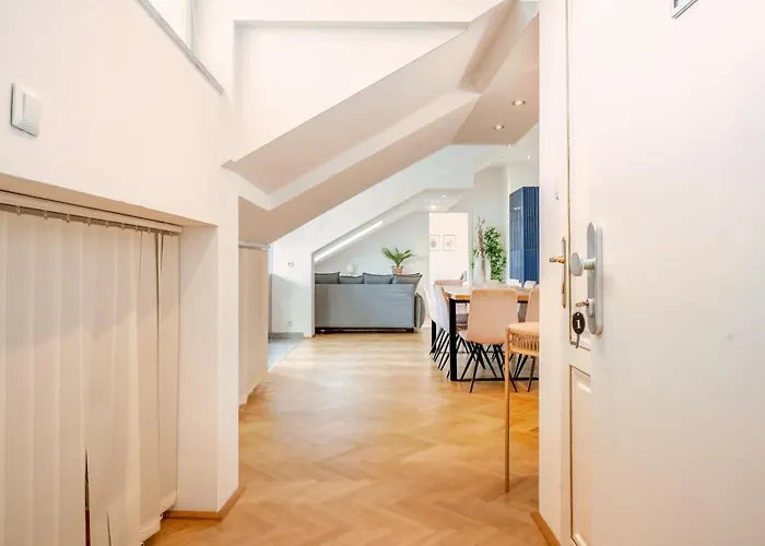 Stylish I 5 Minutes To U1 Reumannplatz I 15 Min To Center Διαμέρισμα *